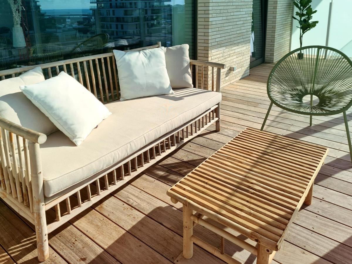 Central Park Tower Sea View Residence With Pool And Gym オステンド エクステリア 写真