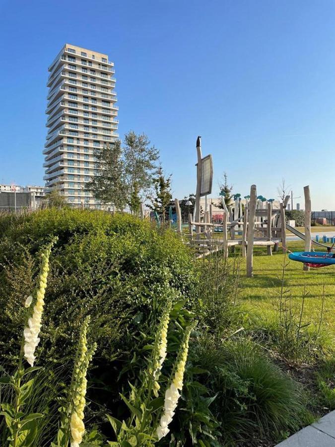 Central Park Tower Sea View Residence With Pool And Gym オステンド エクステリア 写真