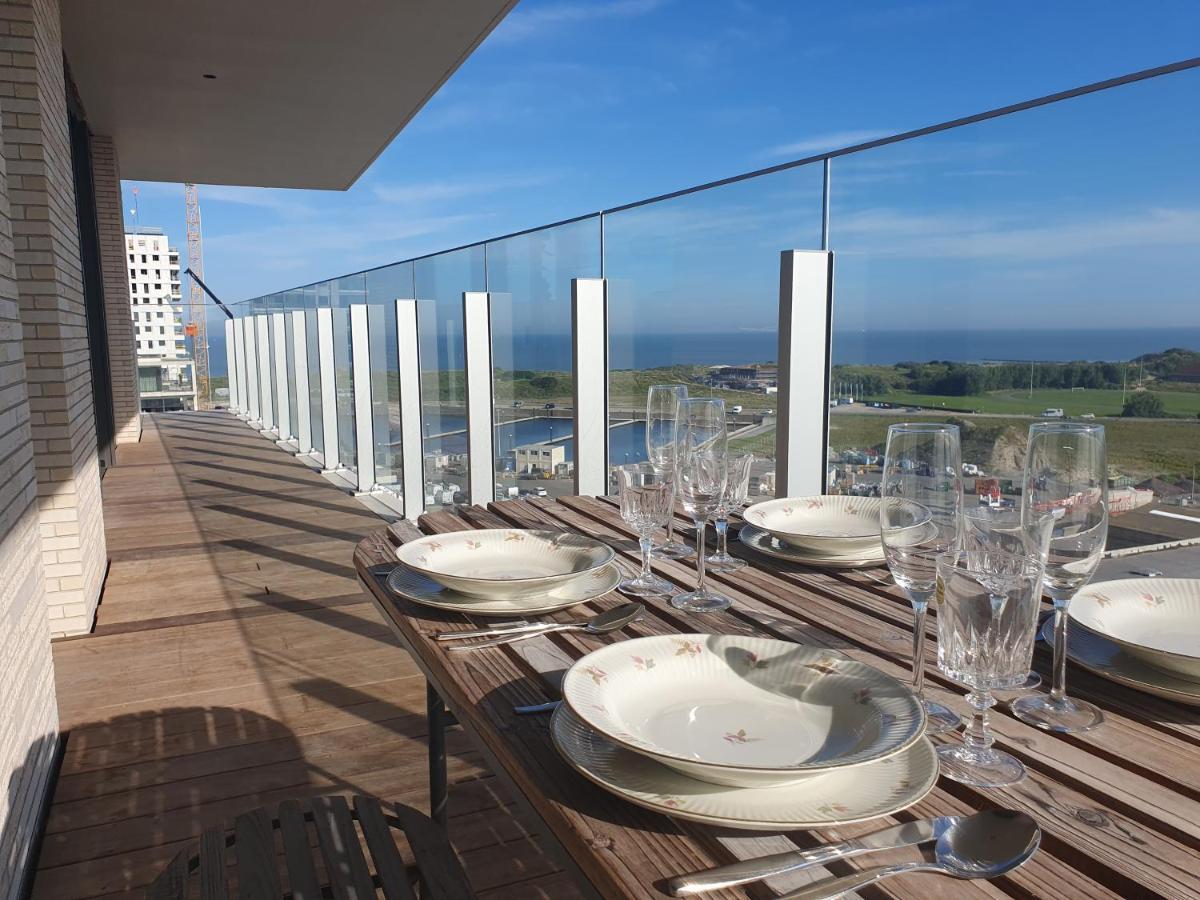 Central Park Tower Sea View Residence With Pool And Gym オステンド エクステリア 写真