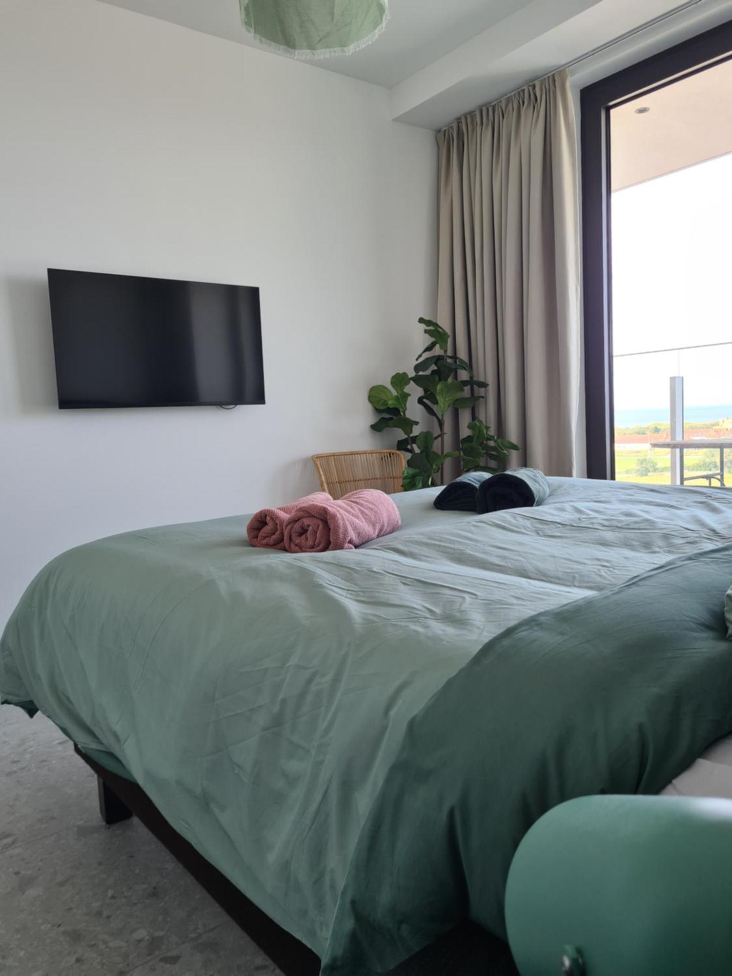Central Park Tower Sea View Residence With Pool And Gym オステンド エクステリア 写真